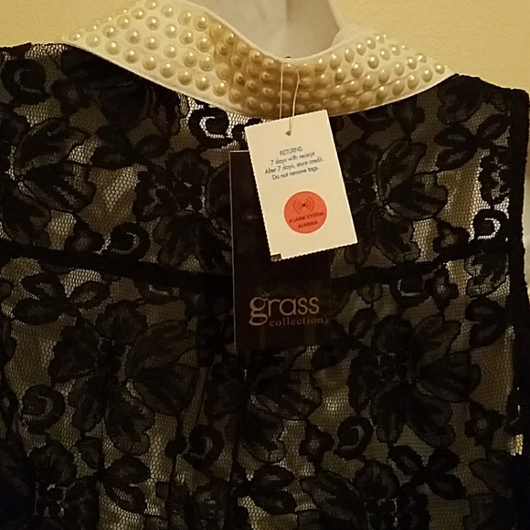 Black lace button up - Picture 4 of 4